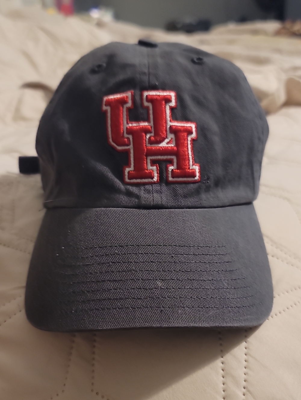UH baseball cap